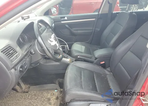 2010 Volkswagen Jetta Tdi z USA, uszkodzony, nr VIN 3VWRL7AJ2AM155658